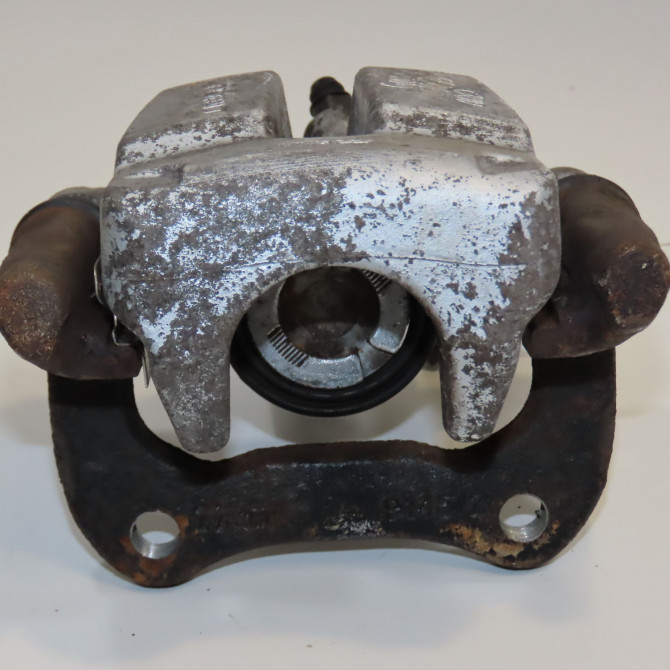 Etrier de frein arrière droit occasion RENAULT MEGANE II Phase 2 01-2006->06-2009 2.0i 225ch 7701208262 2