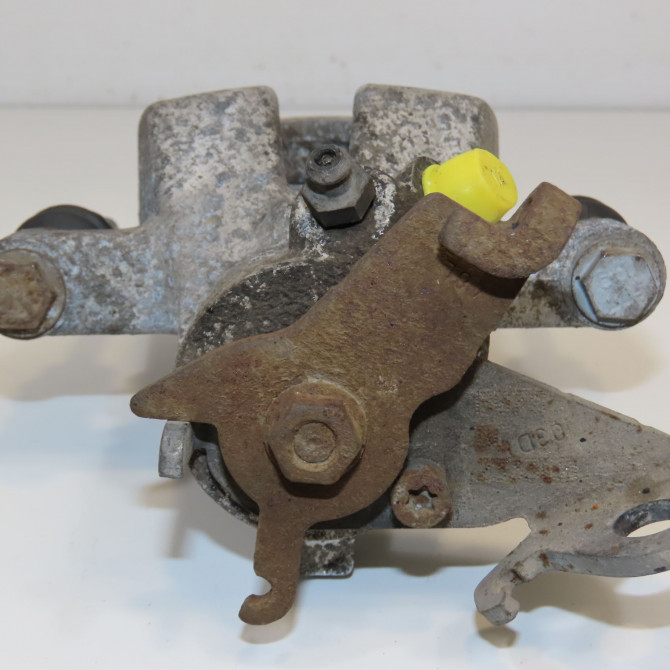 Etrier de frein arrière gauche occasion RENAULT MEGANE II Phase 2 01-2006->06-2009 2.0i 225ch 7701208261 3