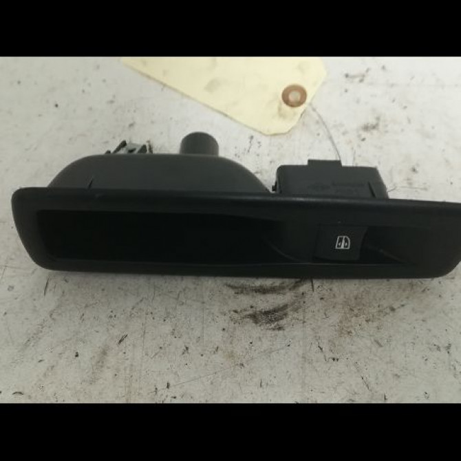 Commande leve-glace porte arrière droite occasion RENAULT MEGANE III Phase 2 01-2012->06-2014 1.5 DCI 110ch 1