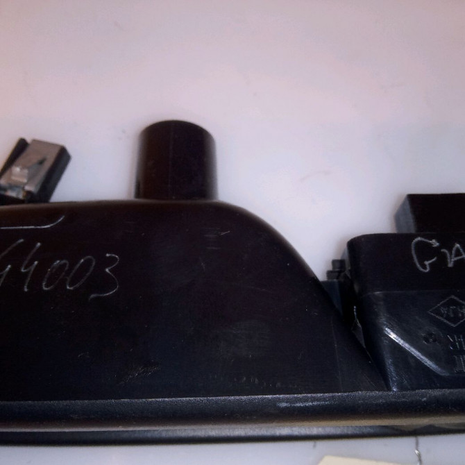 Commande leve-glace porte arrière droite occasion RENAULT MEGANE III Phase 2 01-2012->06-2014 1.5 DCI 90ch 3