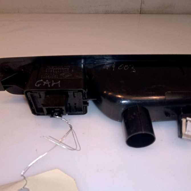 Commande leve-glace porte arrière gauche occasion RENAULT MEGANE III Phase 2 01-2012->06-2014 1.5 DCI 90ch 2