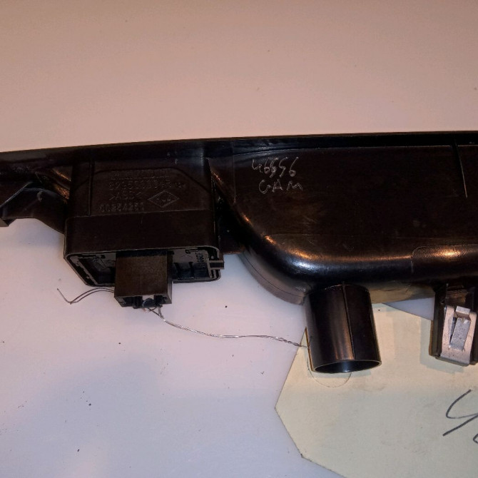 Commande leve-glace porte arrière droite occasion RENAULT MEGANE III Phase 2 01-2012->06-2014 1.5 DCI 110ch 2