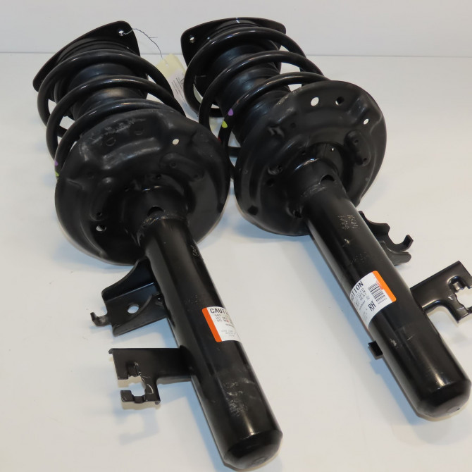 Amortisseur avant droit occasion RENAULT 543028154R 1