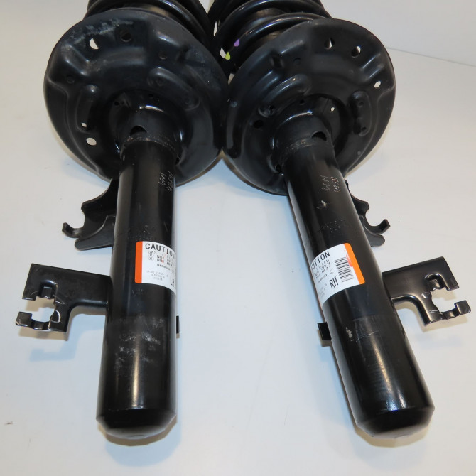 Amortisseur avant droit occasion RENAULT 543028154R 4
