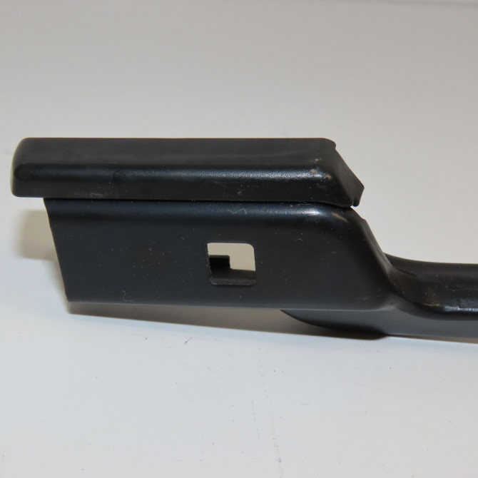 Bras essuie-glace avant gauche occasion RENAULT 288819835R 3