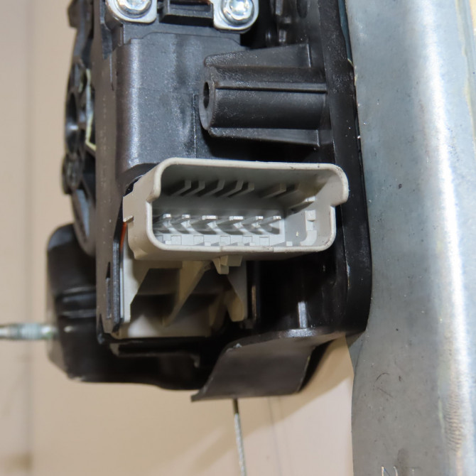 Mecanisme + moteur lève-glace avant droit occasion RENAULT 807206850R 3