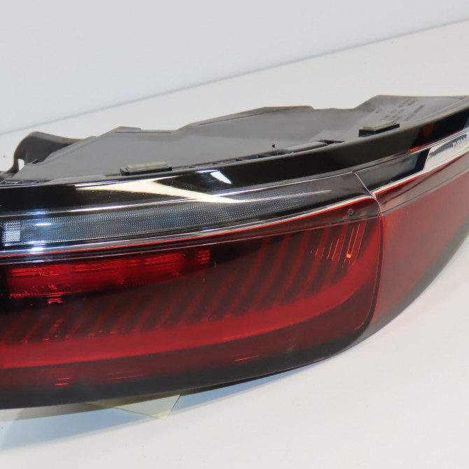 Feu arrière droit occasion RENAULT 265508574R 1