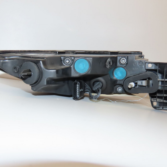 Feu arrière droit occasion RENAULT 265508574R 2