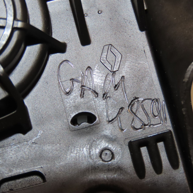 Serrure hayon occasion RENAULT 905030754R 4