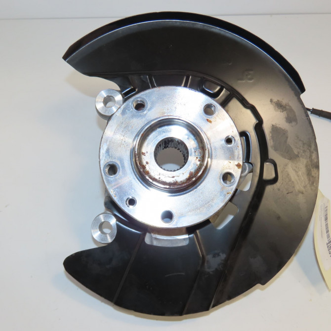 Moyeu avg occasion RENAULT 402026UA0A 1