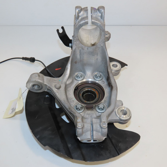 Moyeu avg occasion RENAULT 402026UA0A 2