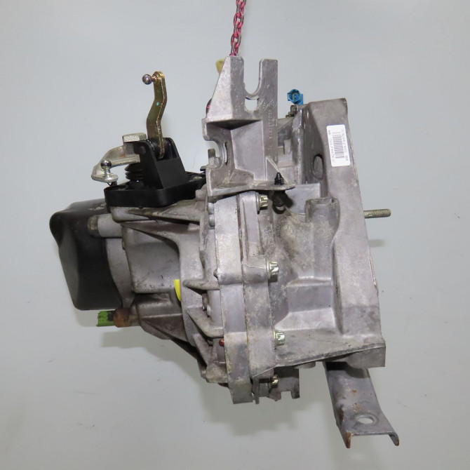 Boîte à vitesse mecanique occasion RENAULT SCENIC II Phase 1 03-2004->09-2006 1.6i 16v 7701723235 2