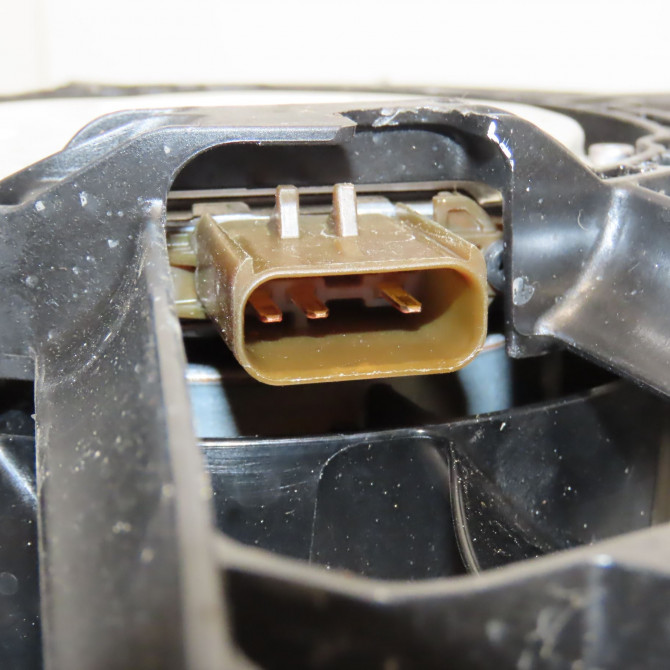 Ventilateur de refroidissement occasion RENAULT 214815MZ0A 3