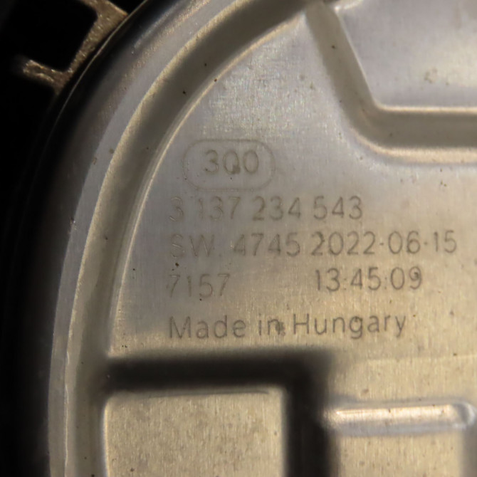 Ventilateur de refroidissement occasion RENAULT 214815MZ0A 5