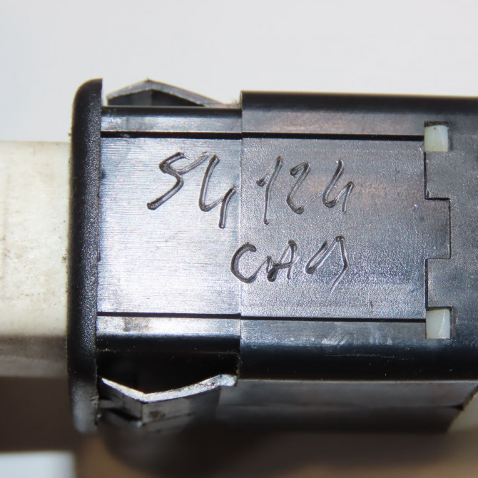 Bouton de warning occasion RENAULT TWINGO I Phase 2 08-1998->08-2000 1.2i 60ch 7700822444 3