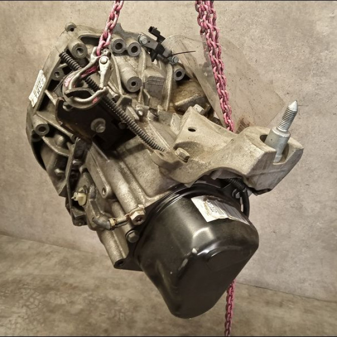 Boîte à vitesse mecanique occasion RENAULT TWINGO I Phase 3 08-2000->06-2007 1.2i 16v 7701723249 4