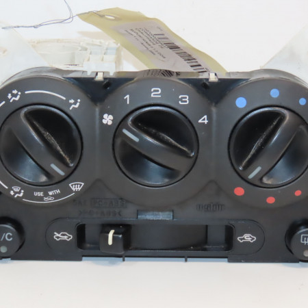 Commande de chauffage occasion SUZUKI IGNIS II Phase 1 09-2003->09-2009 1.3 DDIS 7440086G10