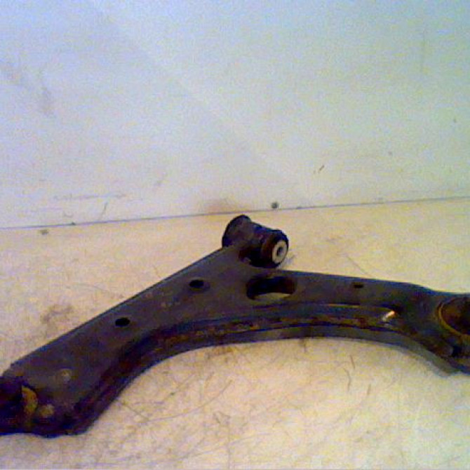 Triangle inf avg occasion OPEL CORSA IV Phase 2 01-2011->03-2015 13426552 1