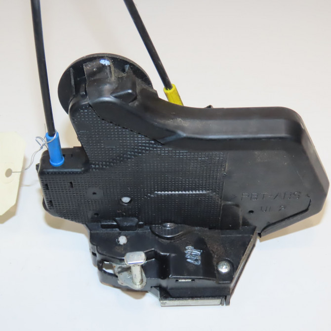 Serrure porte arg occasion TOYOTA COROLLA VERSO II phase 2 06-2007->05-2009 2.2D 136ch 690600F011 4