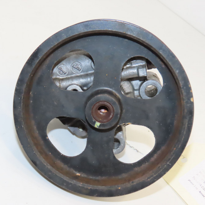 Pompe direction assistee occasion TOYOTA COROLLA VERSO II phase 2 06-2007->05-2009 2.2D 136ch 4431005120 2