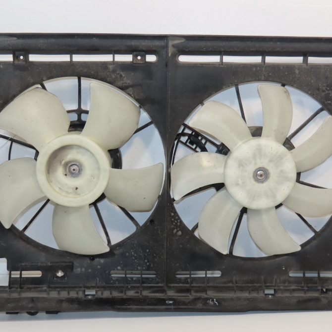Ventilateur de refroidissement occasion TOYOTA COROLLA VERSO II phase 2 06-2007->05-2009 2.2D 136ch 1