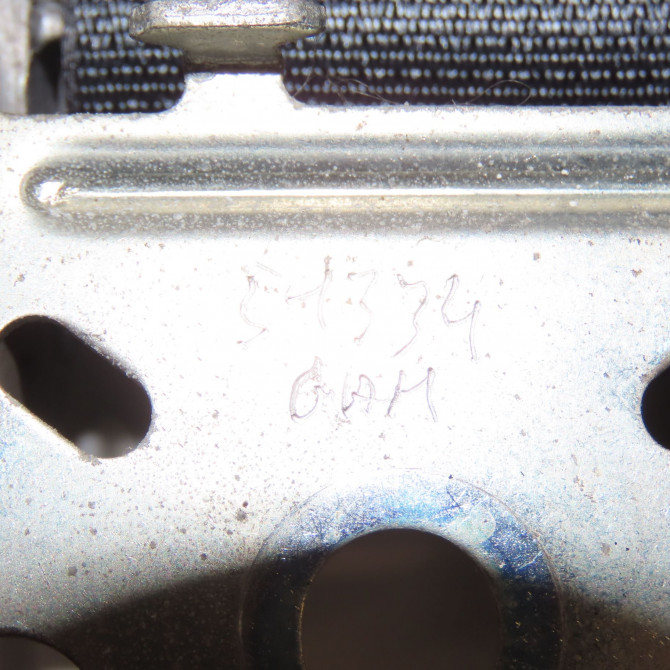 Ceinture arrière gauche occasion TOYOTA YARIS I Phase 2 03-2003->12-2005 1.3i 87ch 733700D011C3 4