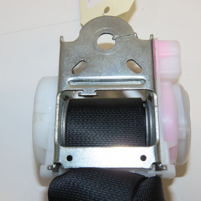 Ceinture arrière droite occasion TOYOTA YARIS I Phase 2 03-2003->12-2005 1.3i 87ch 733600D011C3 3