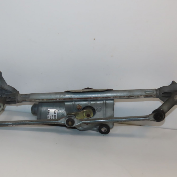 Moteur essuie-glace avant occasion TOYOTA YARIS I Phase 2 03-2003->12-2005 1.3i 87ch 851100D020 2