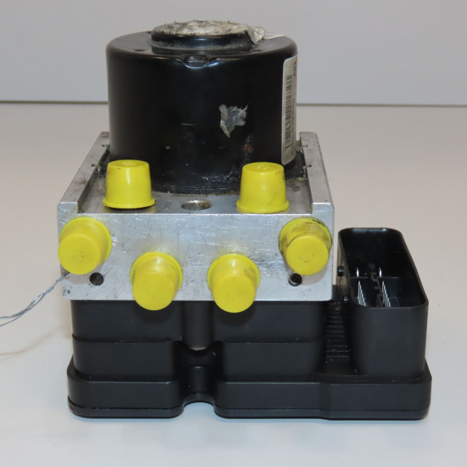 Unité hydraulique ABS occasion RENAULT MEGANE III Phase 1 11-2008->01-2012 1.5 DCI 85ch 476604075R 2