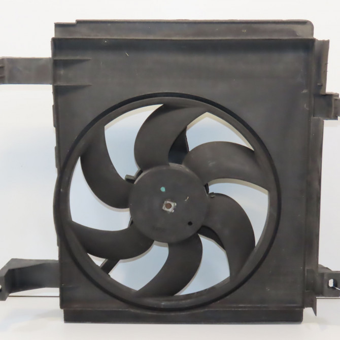 Ventilateur de refroidissement occasion SMART SMART CITY/FORTWO I SMART CITY/FORTWO I Phase 2 2002-03-01->2006-12-31 61ch Q0008576V005000000 2