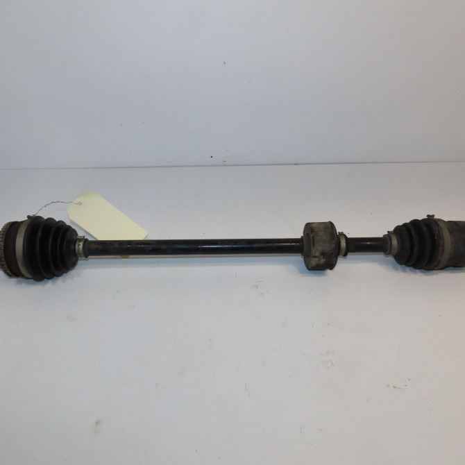 Transmission avant droite occasion TOYOTA YARIS I Phase 2 03-2003->12-2005 1.3i 87ch 434100D080 1