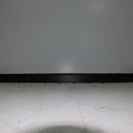 Enjoliveur pare-choc av occasion VOLKSWAGEN GOLF IV GOLF IV Phase 1 1998-01-01->2005-06-30 1.9 TDI 100ch