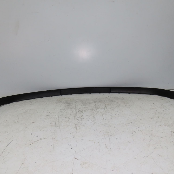 Enjoliveur pare-choc av occasion VOLKSWAGEN GOLF IV GOLF IV Phase 1 1998-01-01->2005-06-30 1.9 TDI 100ch 2