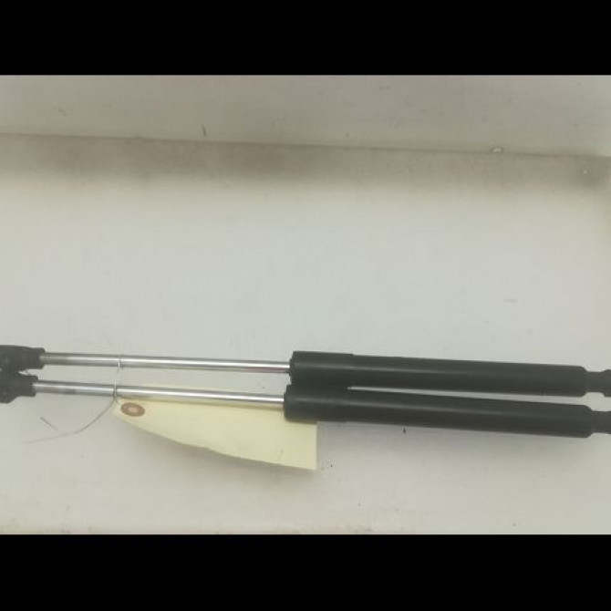 Verin d capot occasion RENAULT CAPTUR Phase 1 02-2013->... 1.5 DCI 90ch 654709991R 1