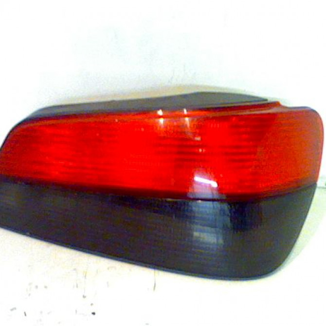 Feu arrière droit occasion PEUGEOT 306 Phase 1 09-1994->03-1997 1.9 TD 6351H7 1
