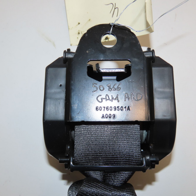 Ceinture arrière droite occasion VOLKSWAGEN GOLF VI 1K9857806RAA 3