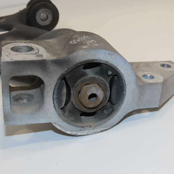 Triangle inf avg occasion VOLKSWAGEN GOLF VI Phase 1 10-2008->04-2013 1.4 TSI 16v 122ch 3