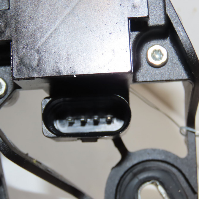 Moteur essuie-glace arrière occasion VOLKSWAGEN GOLF VI 1K9955711B 4