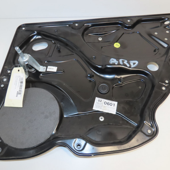 Mecanisme leve-glace arrière droit occasion VOLKSWAGEN PASSAT V Phase 1 03-2005->10-2010 1.9 TDI 105ch 3C5839462K 1
