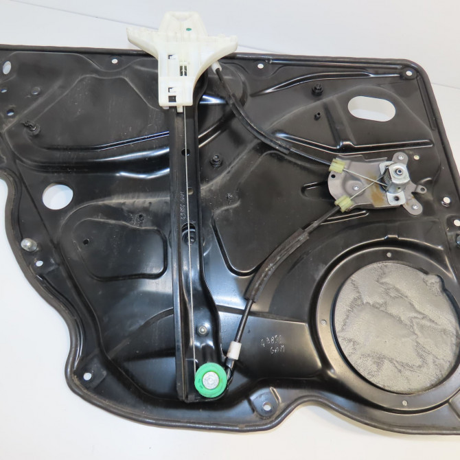 Mecanisme leve-glace arrière droit occasion VOLKSWAGEN PASSAT V Phase 1 03-2005->10-2010 1.9 TDI 105ch 3C5839462K 2