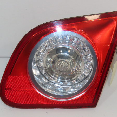 Feu arrière intérieur droit occasion VOLKSWAGEN PASSAT V Phase 1 03-2005->10-2010 1.9 TDI 105ch 3C5945094E