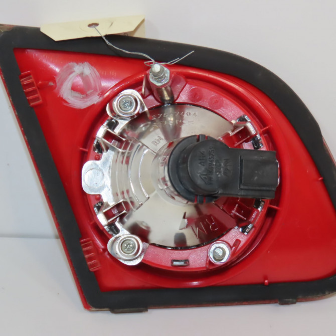 Feu arrière intérieur droit occasion VOLKSWAGEN PASSAT V Phase 1 03-2005->10-2010 1.9 TDI 105ch 3C5945094E 2