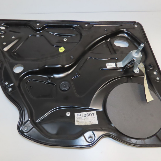 Mecanisme leve-glace arrière gauche occasion VOLKSWAGEN PASSAT V Phase 1 03-2005->10-2010 1.9 TDI 105ch 3C5839461K 1