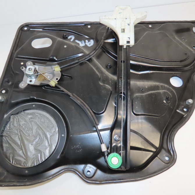 Mecanisme leve-glace arrière gauche occasion VOLKSWAGEN PASSAT V Phase 1 03-2005->10-2010 1.9 TDI 105ch 3C5839461K 2