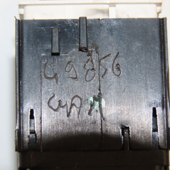 Bouton de warning occasion VOLKSWAGEN PASSAT V Phase 1 03-2005->10-2010 1.9 TDI 105ch 3C0953509A 3