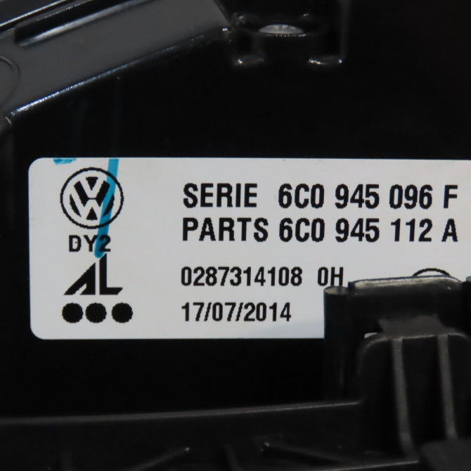 Feu arrière droit occasion VOLKSWAGEN POLO V Phase 2 02-2014->... 1.2i 90ch 6C0945096K 4