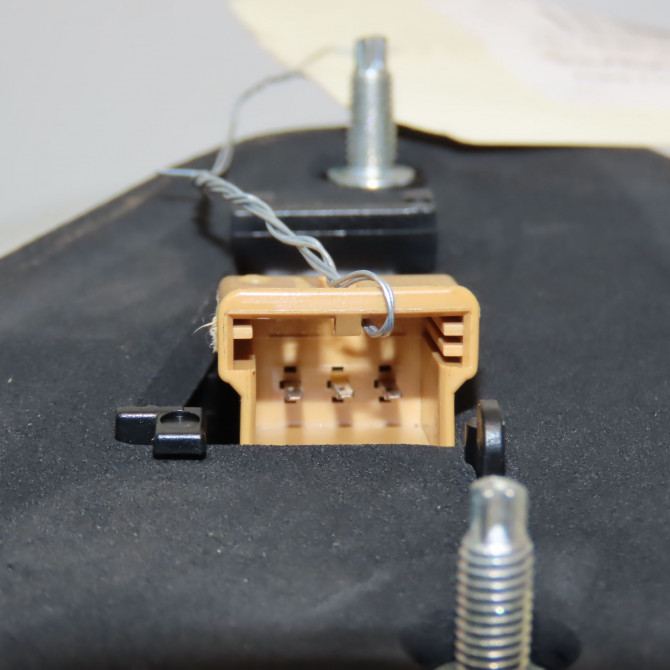 Feu arrière interieur gauche occasion VOLKSWAGEN TIGUAN I TIGUAN I Phase 2 2011-04-01->2016-12-31 2.0 TDI 140ch 5N0945307 3