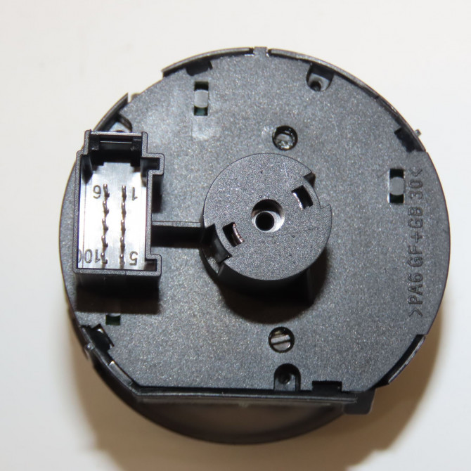 Interrupteur commande de phares occasion VOLKSWAGEN TIGUAN I TIGUAN I Phase 2 2011-04-01->2016-12-31 2.0 TDI 140ch 2