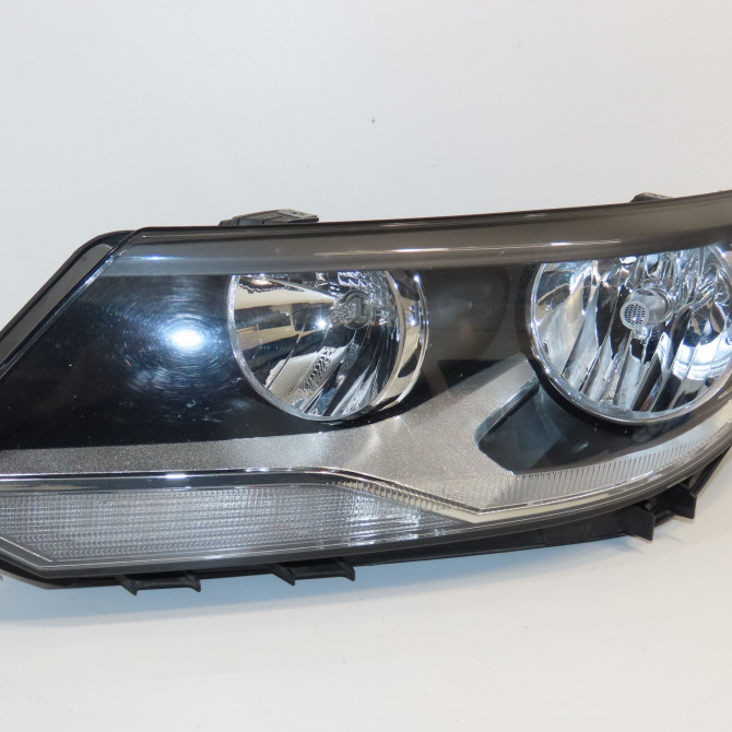 Phare gauche occasion VOLKSWAGEN TIGUAN I TIGUAN I Phase 2 2011-04-01->2016-12-31 2.0 TDI 140ch 5N1941005C 1