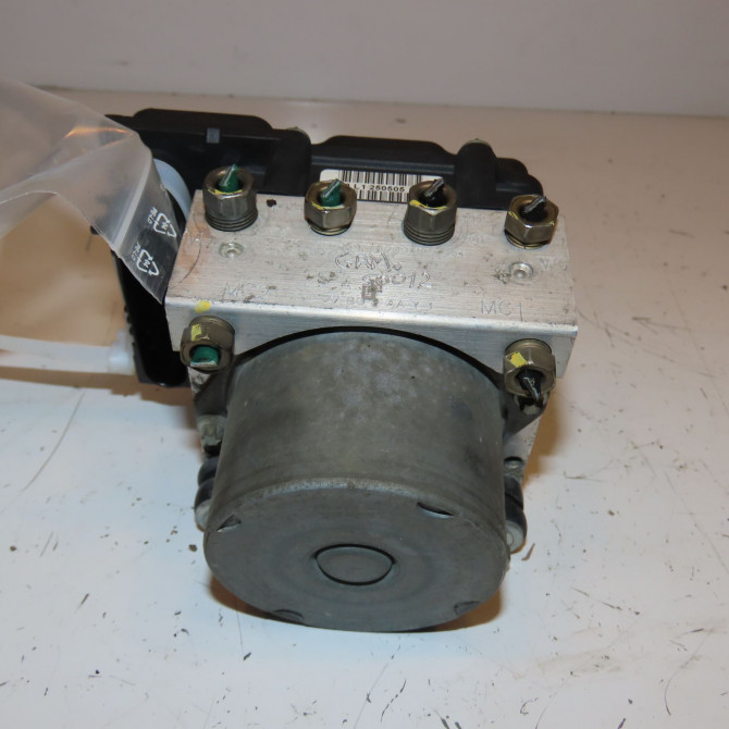 Unité hydraulique ABS occasion RENAULT MODUS Phase 1 09-2004->12-2007 1.5 DCI 65ch 2